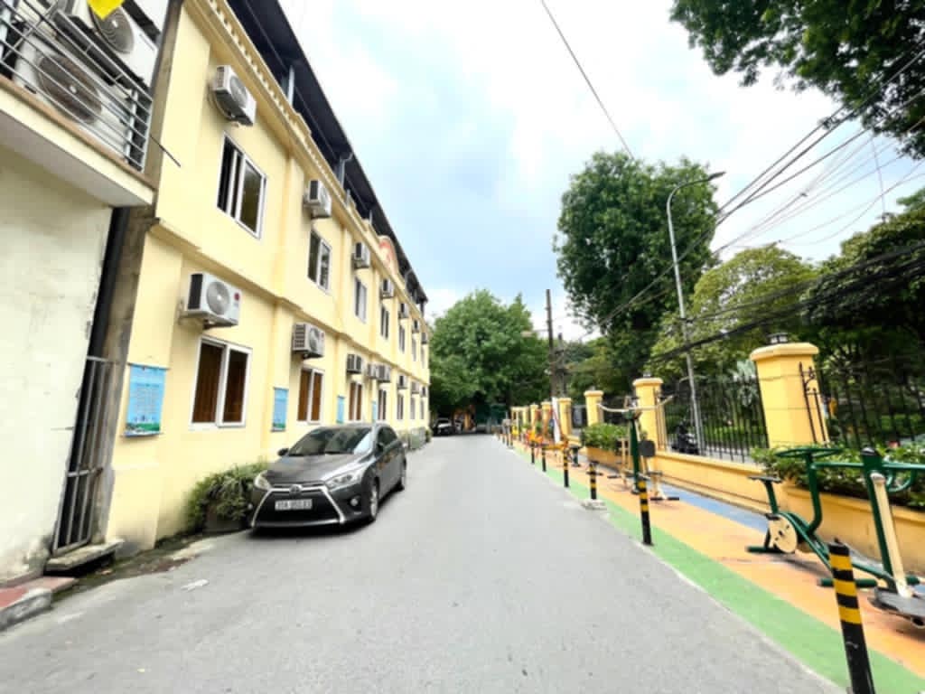 CHÍNH CHỦ CẦN BÁN GẤP NHÀ ĐIỆN BIÊN PHỦ PHỐ VIP BA ĐÌNH KD, Ô TÔ ĐỖ CỬA 70M X 5 TẦNG MT 6M 22,6 TỶ 